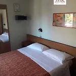 Hotel Niagara 3*